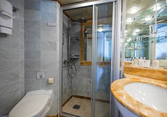 RSSC, Seven Seas Mariner, Penthouse Suite 1.jpg